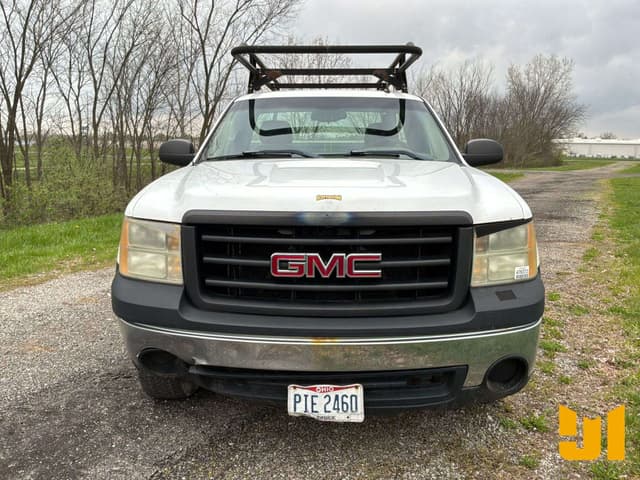 Image of GMC 1500 equipment image 1