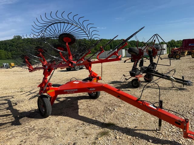 Image of Kuhn SR112GII equipment image 3