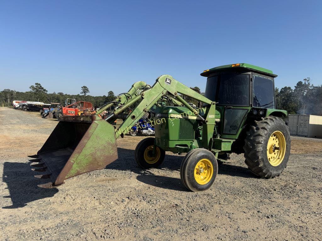 Main image John Deere 2550