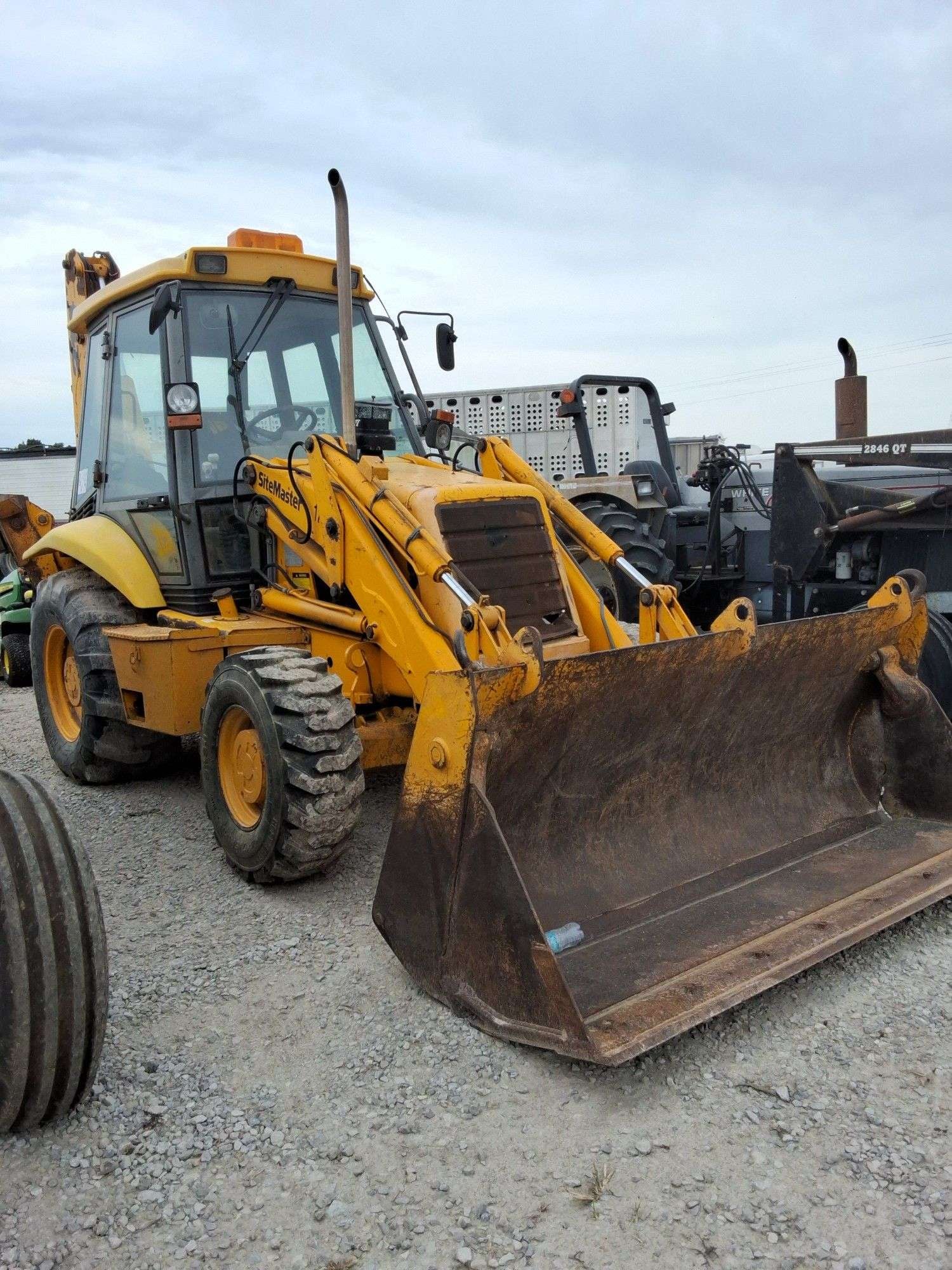 JCB 214 Series 2 Equipment Image0