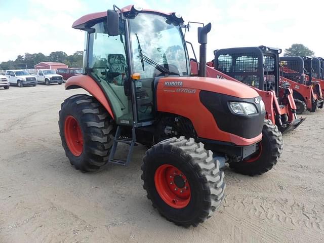 Image of Kubota M7060 equipment image 1