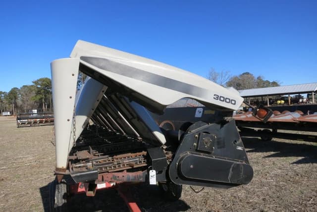 Image of AGCO 3000 equipment image 1