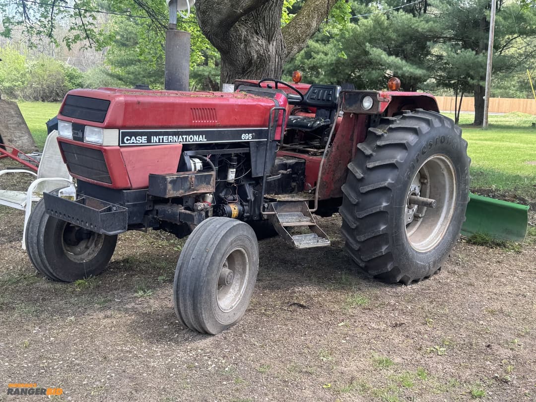 Image of Case IH 695 Primary image