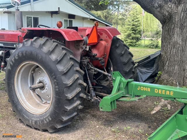 Image of Case IH 695 equipment image 2