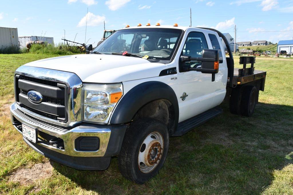 Image of Ford F-450 Primary image