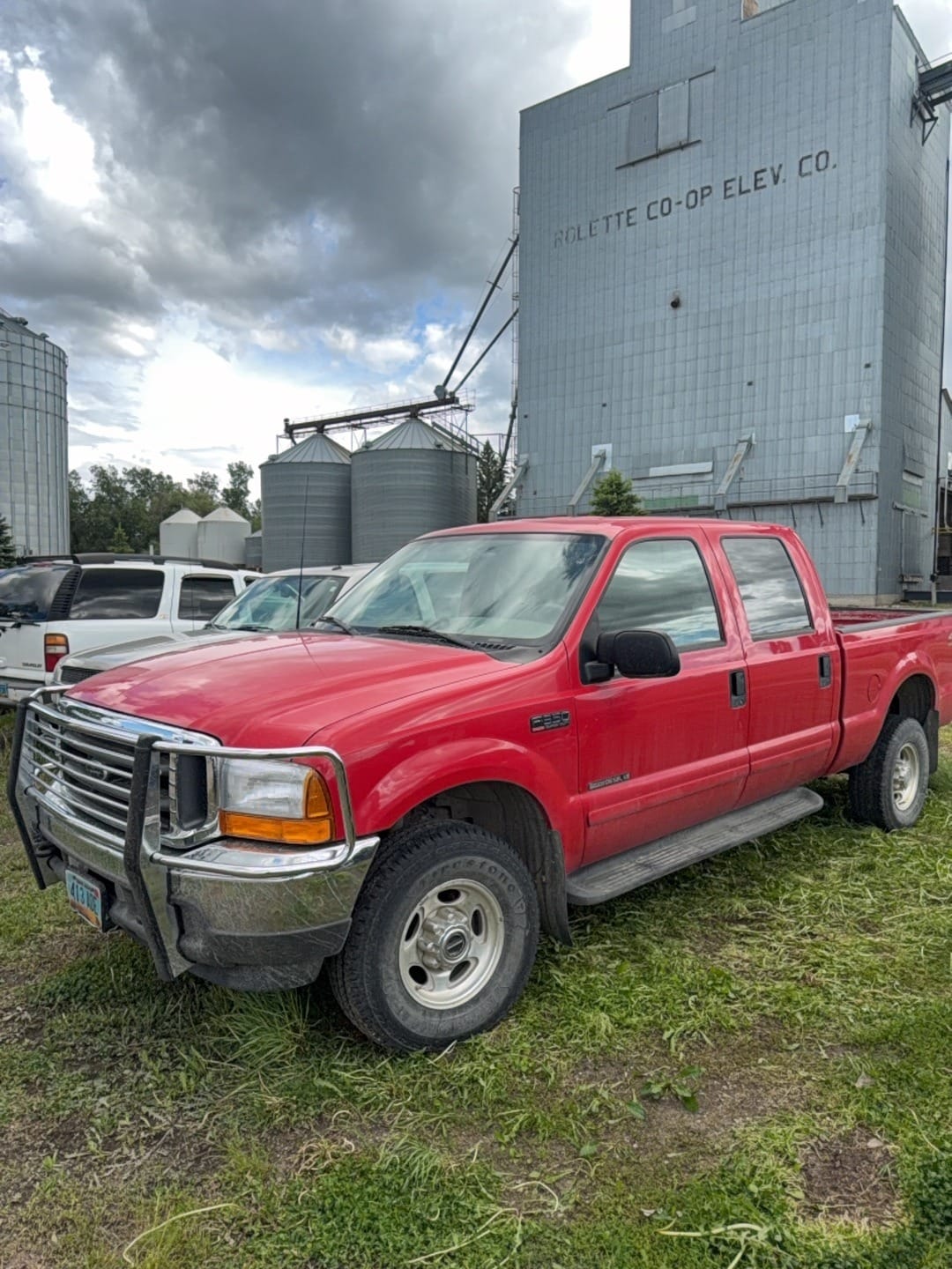 2001 Ford F-350 Equipment Image0