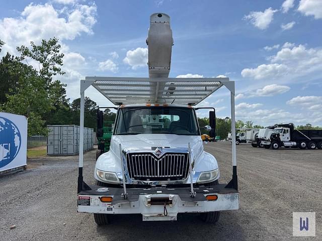 Image of International Durastar 4300 equipment image 2