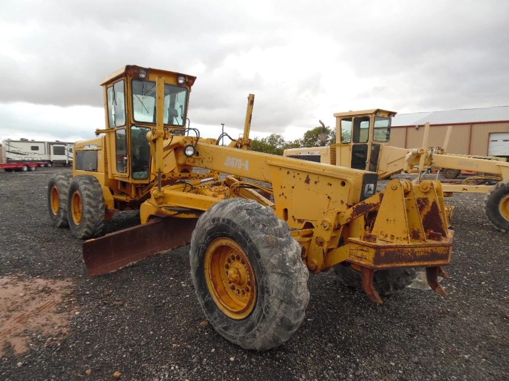 Main image John Deere 670A