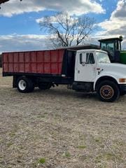 Main image International 4700