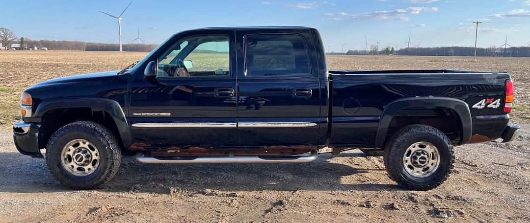 Image of GMC 2500 Primary image