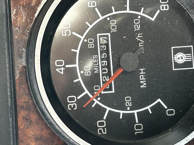 Image of Kenworth T300 equipment image 3