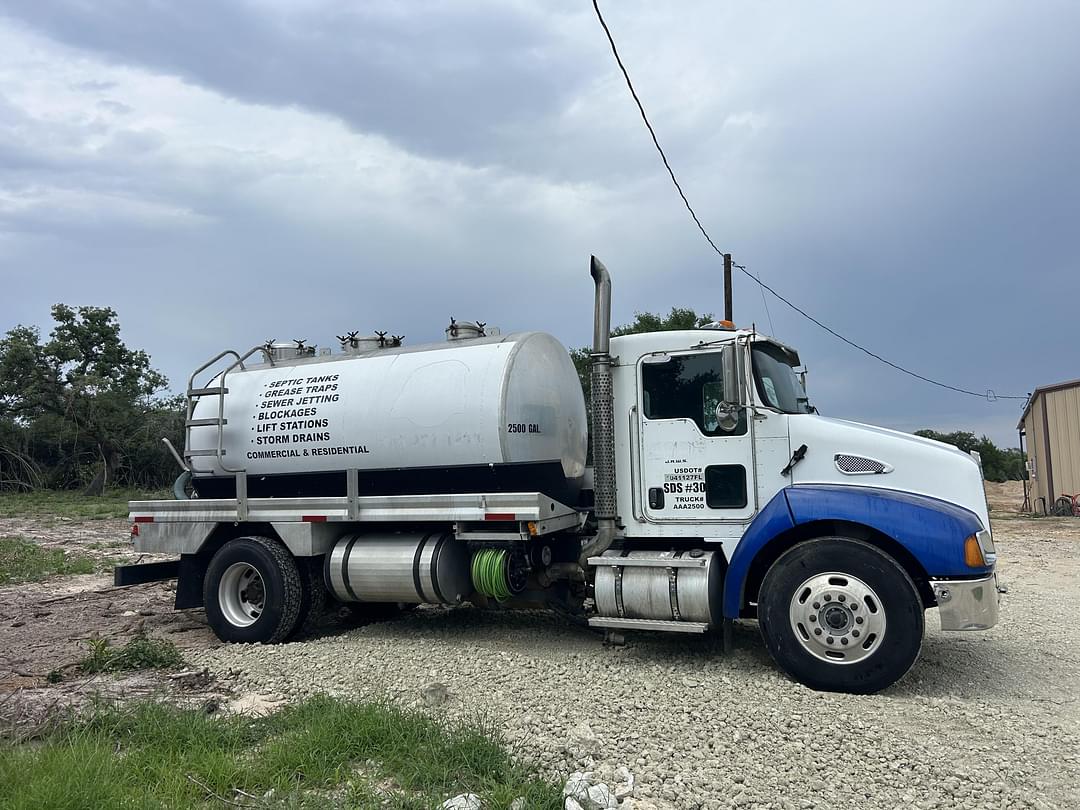 Image of Kenworth T300 Primary image