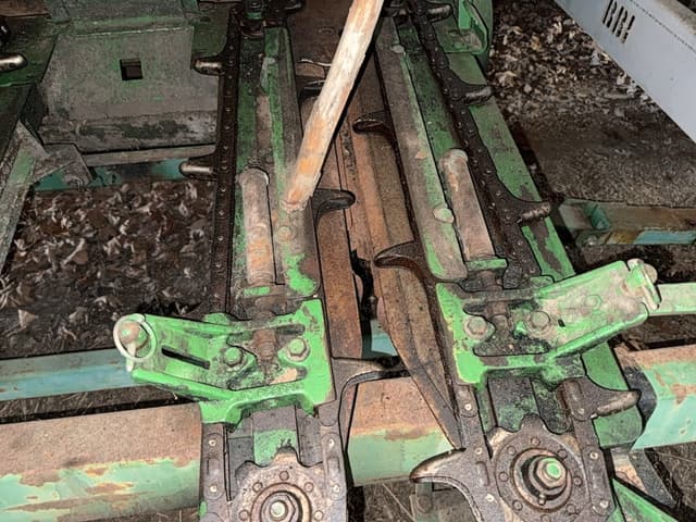 Image of John Deere 693 equipment image 4