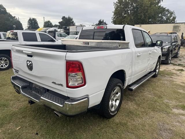 Image of Dodge Ram 1500 equipment image 3