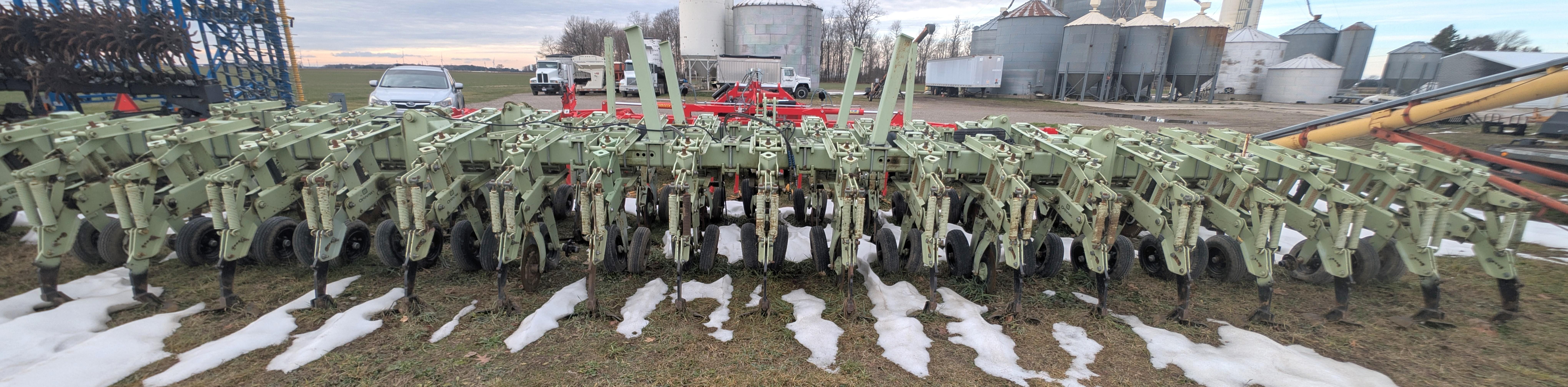 Orthman 9300 Equipment Image0