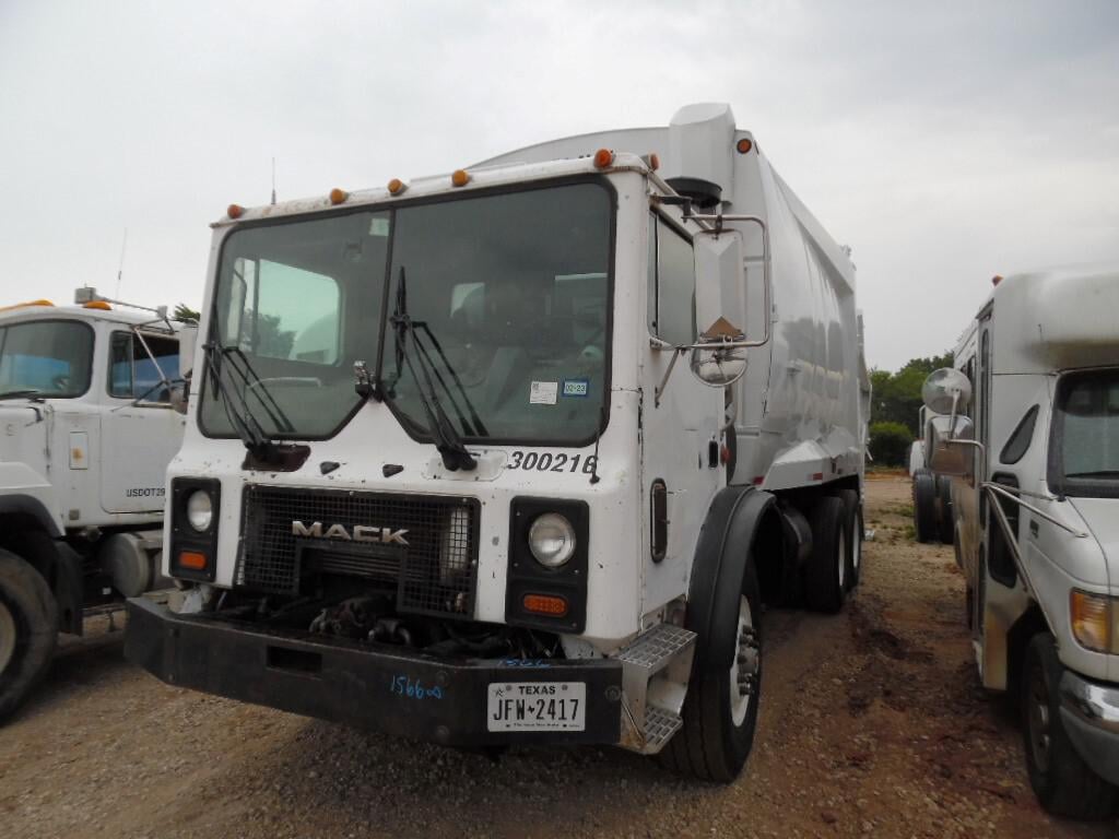 SOLD - 2003 MACK MR688S GARBAGE TRUCK, COE, MACK E7 DIESEL