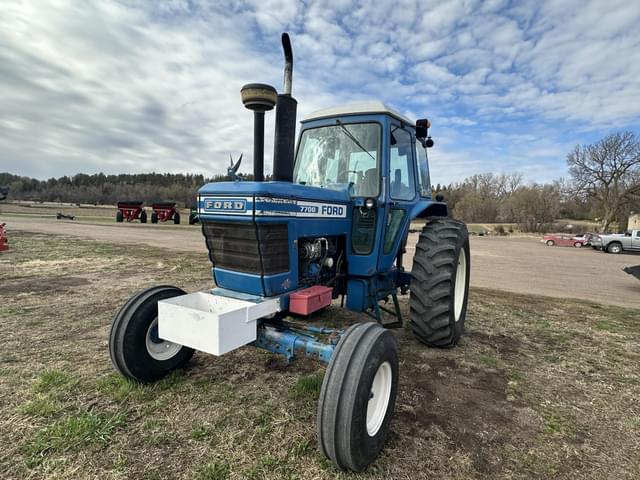 Image of Ford 7700 equipment image 1