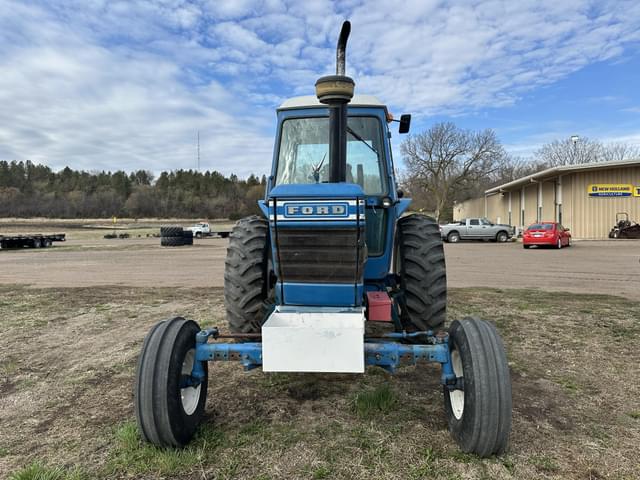 Image of Ford 7700 equipment image 2