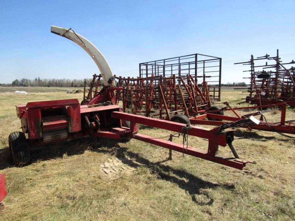 Image of International Harvester 720 Primary image