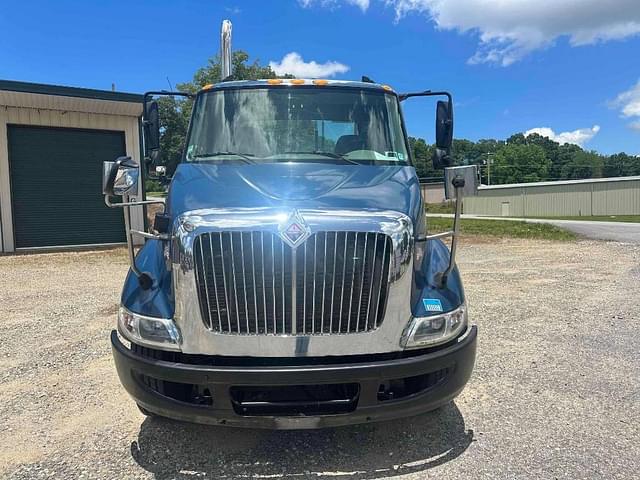 Image of International  Transtar 8600 equipment image 1