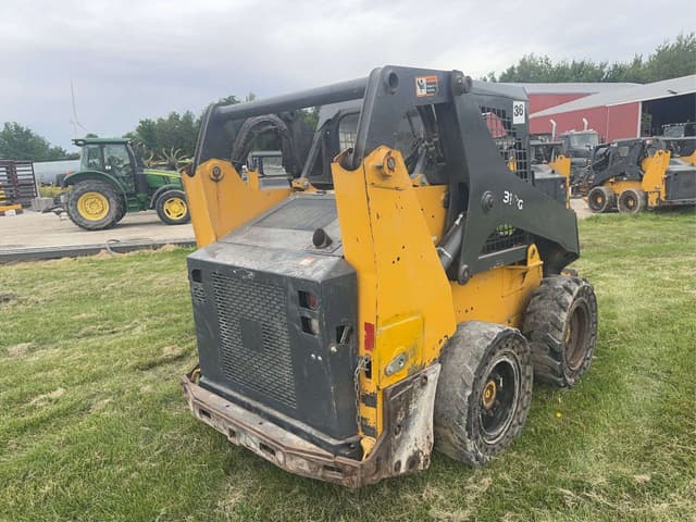 Image of John Deere 318G equipment image 4