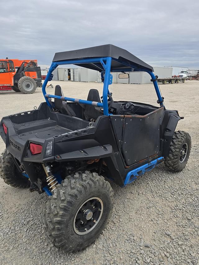Image of Polaris Razor 800S equipment image 3