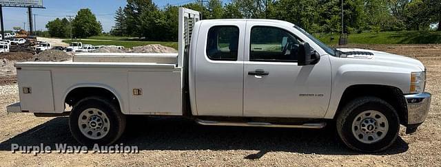 Image of Chevrolet 3500HD equipment image 3