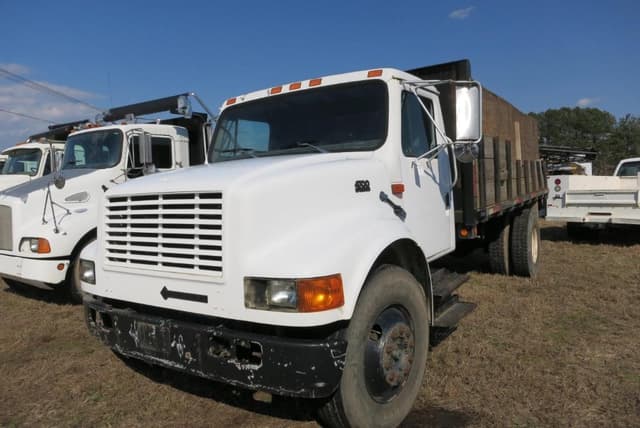 Image of International 4700 equipment image 1