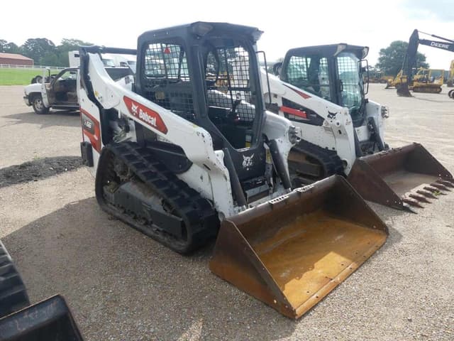 Image of Bobcat T66 equipment image 1