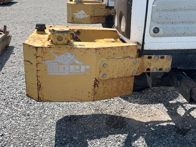 Image of Massey Ferguson 5455 equipment image 3