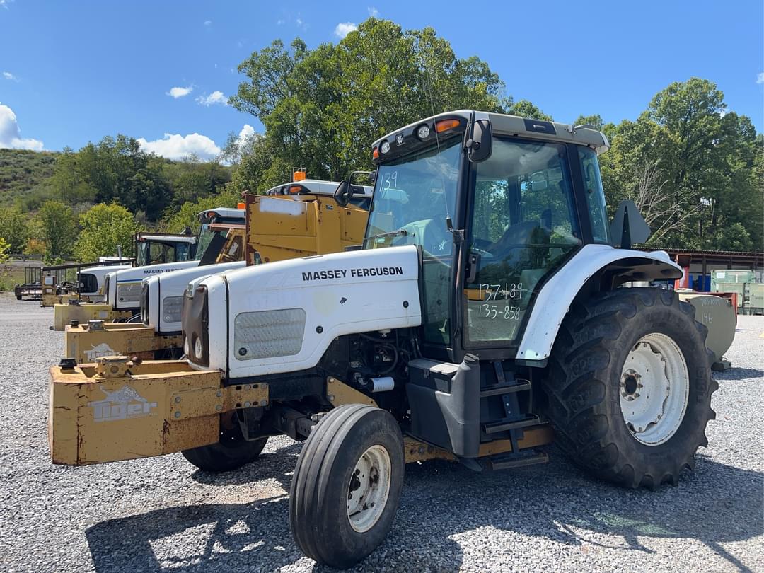 Image of Massey Ferguson 5455 Primary image