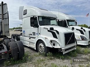 2013 Volvo D13H475 Equipment Image0