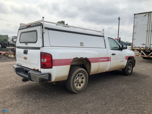 Image of Chevrolet 1500 equipment image 4