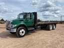 2003 International 7400 Image
