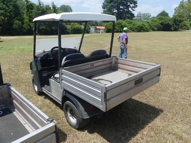 Image of Club Car Carryall 300 equipment image 3