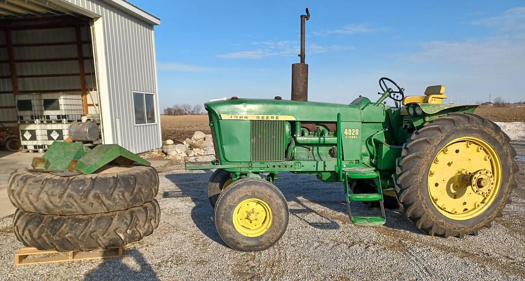 Image of John Deere 4020 Primary image