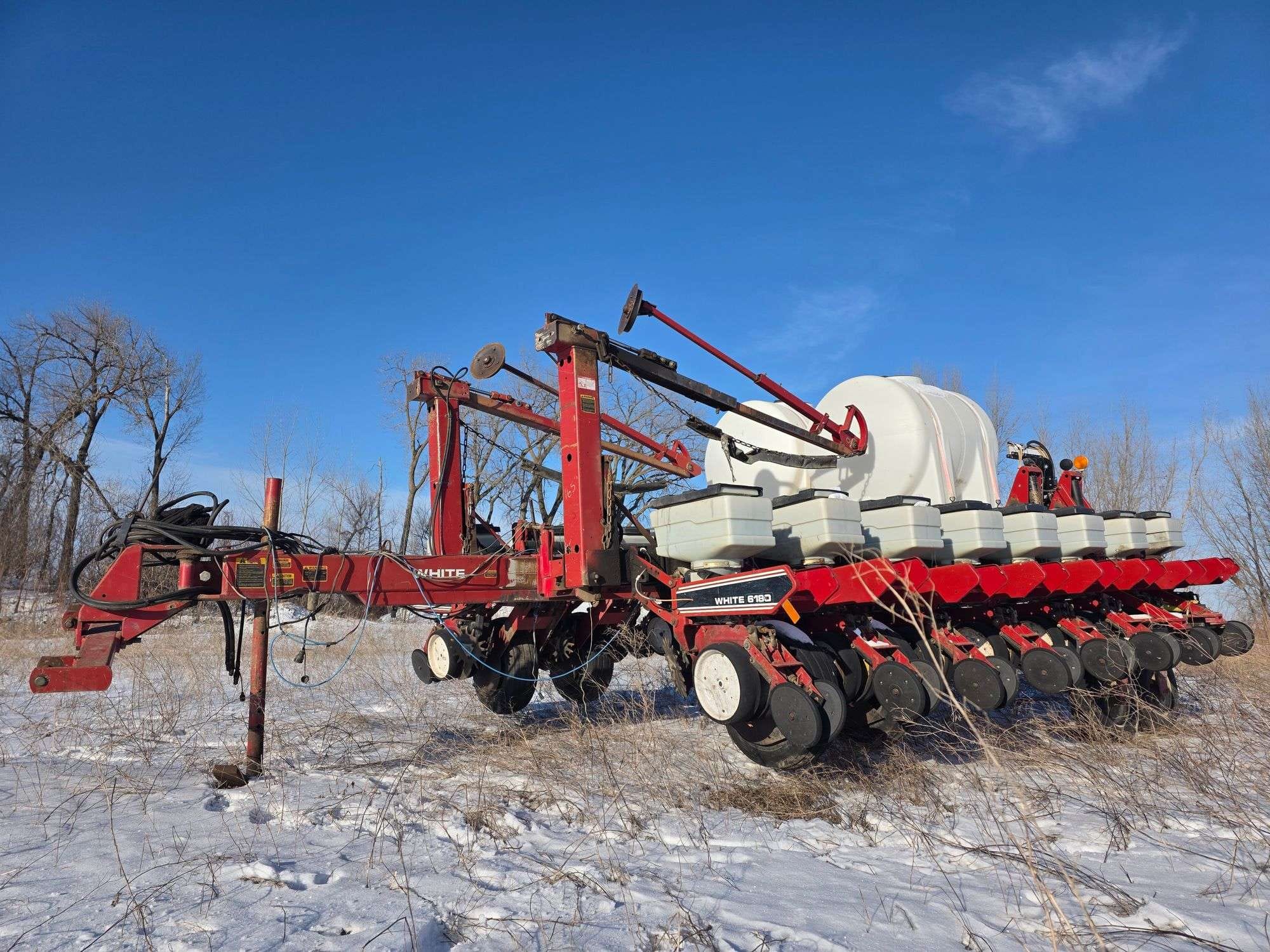 White 6180 Equipment Image0