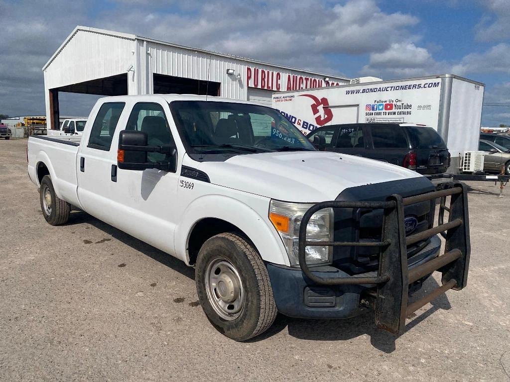 Image of Ford F-350 Primary image