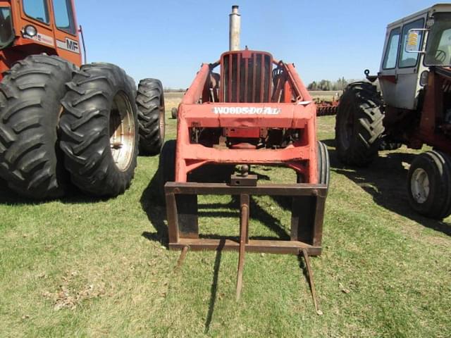 Image of International Harvester 806 equipment image 2