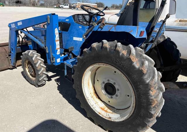 Image of New Holland TC30 equipment image 3