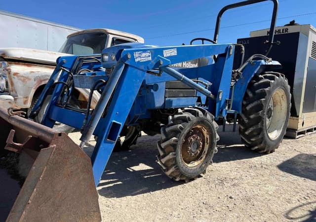 Image of New Holland TC30 equipment image 2