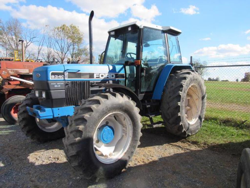 Main image Ford 8340