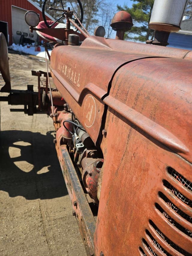 Image of Farmall H equipment image 4