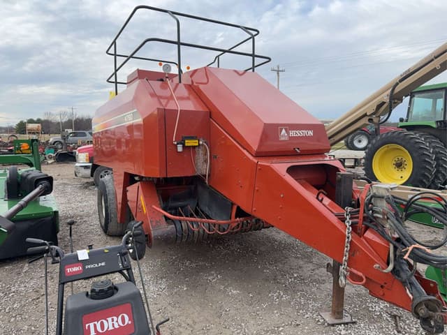 Image of Hesston 4760 equipment image 2