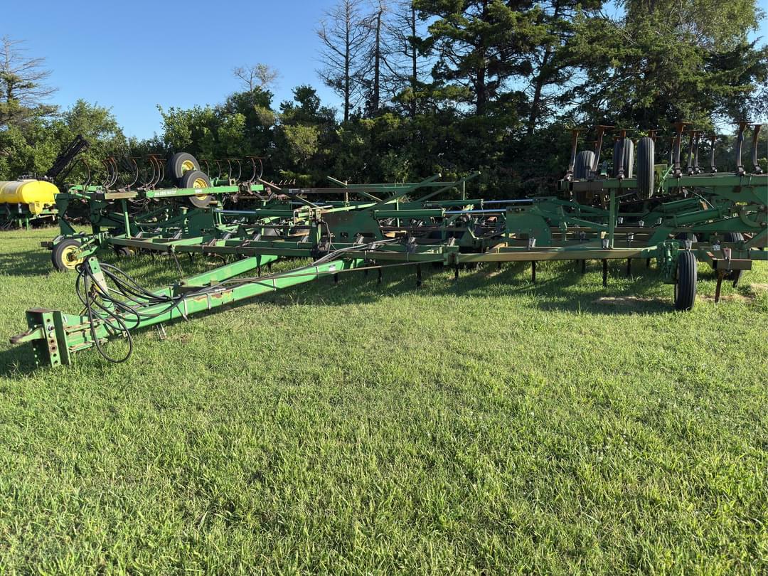 Image of John Deere 985 Primary image