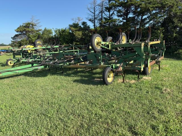 Image of John Deere 985 equipment image 2