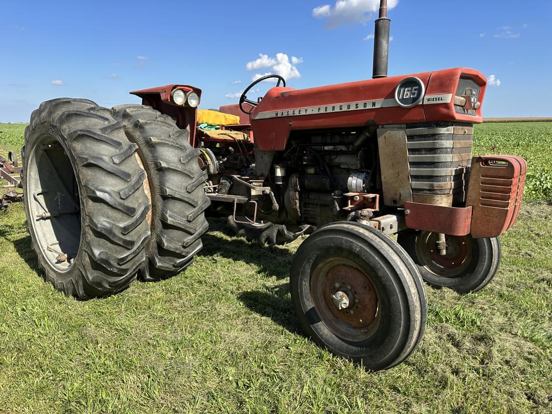 Image of Massey Ferguson 165 Primary image