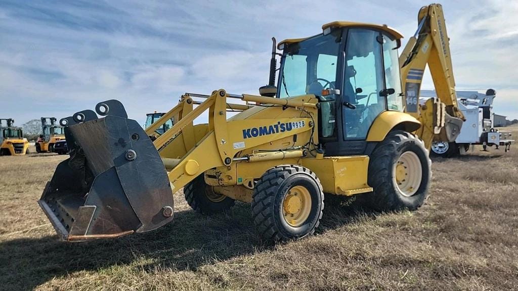 2009 Komatsu WB146 Equipment Image0