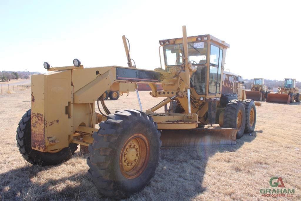 2005 Caterpillar 140H Equipment Image0