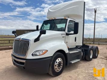 Main image International LT625